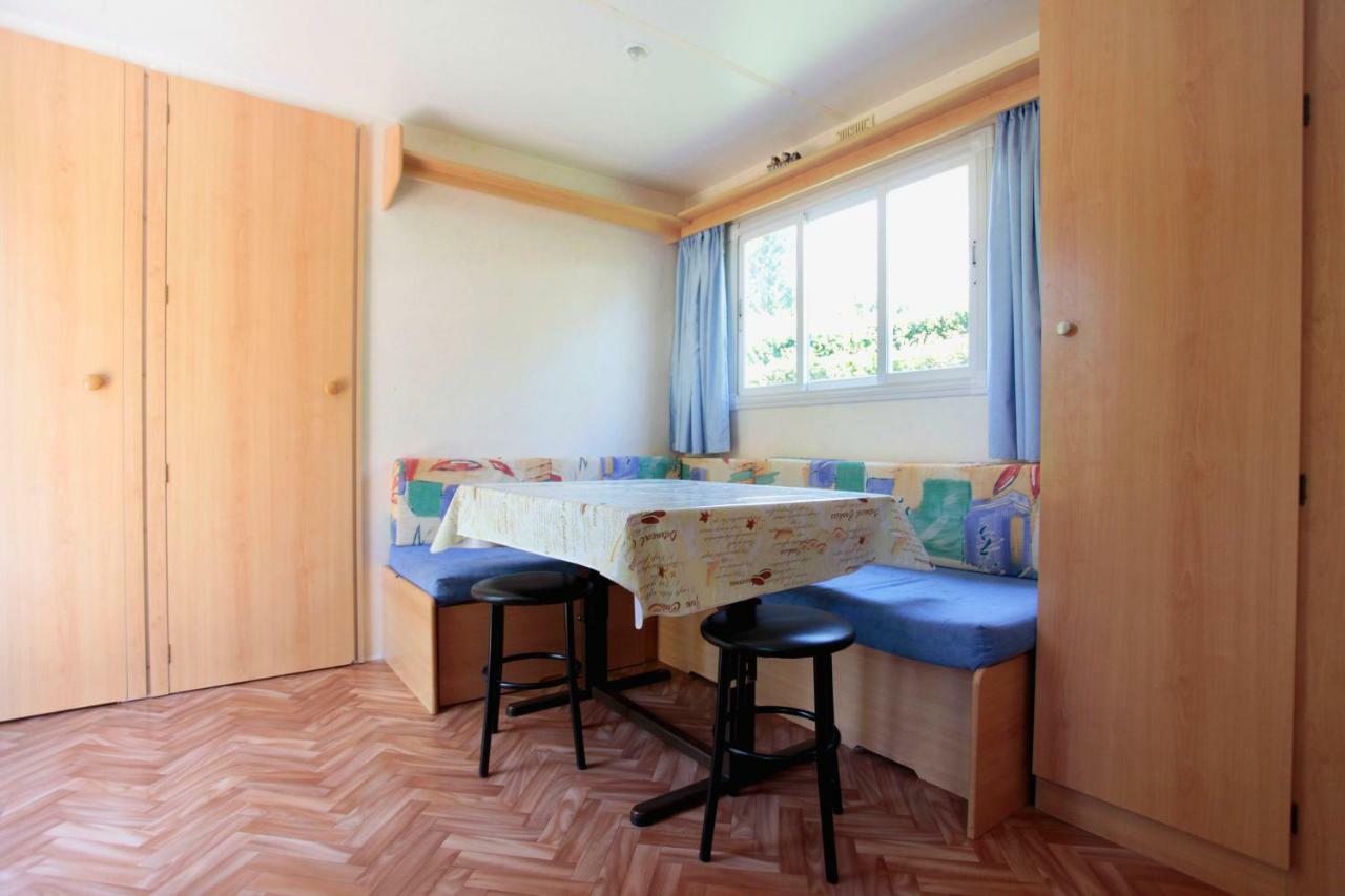Camping Du Pont De St Gal Saint-Gal-sur-Sioule Εξωτερικό φωτογραφία