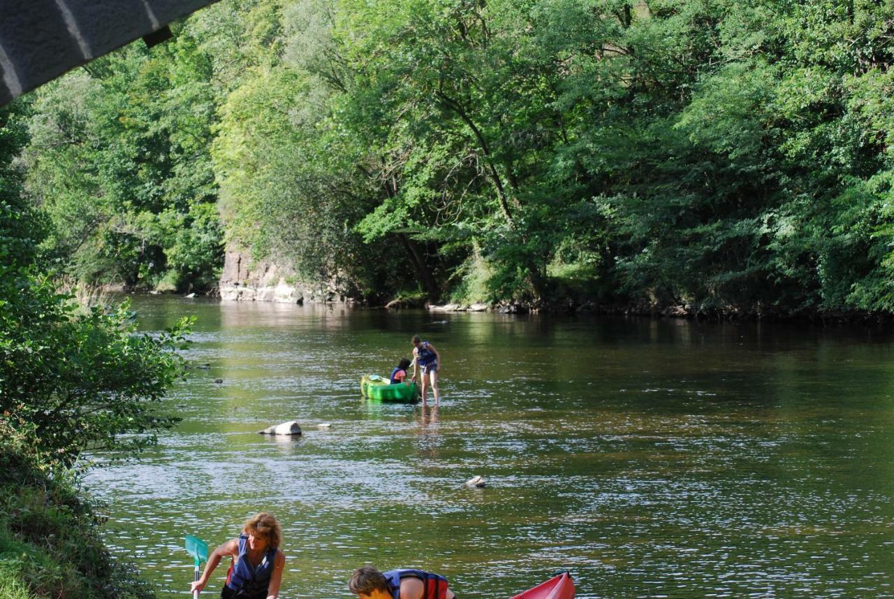 Camping Du Pont De St Gal Saint-Gal-sur-Sioule Εξωτερικό φωτογραφία